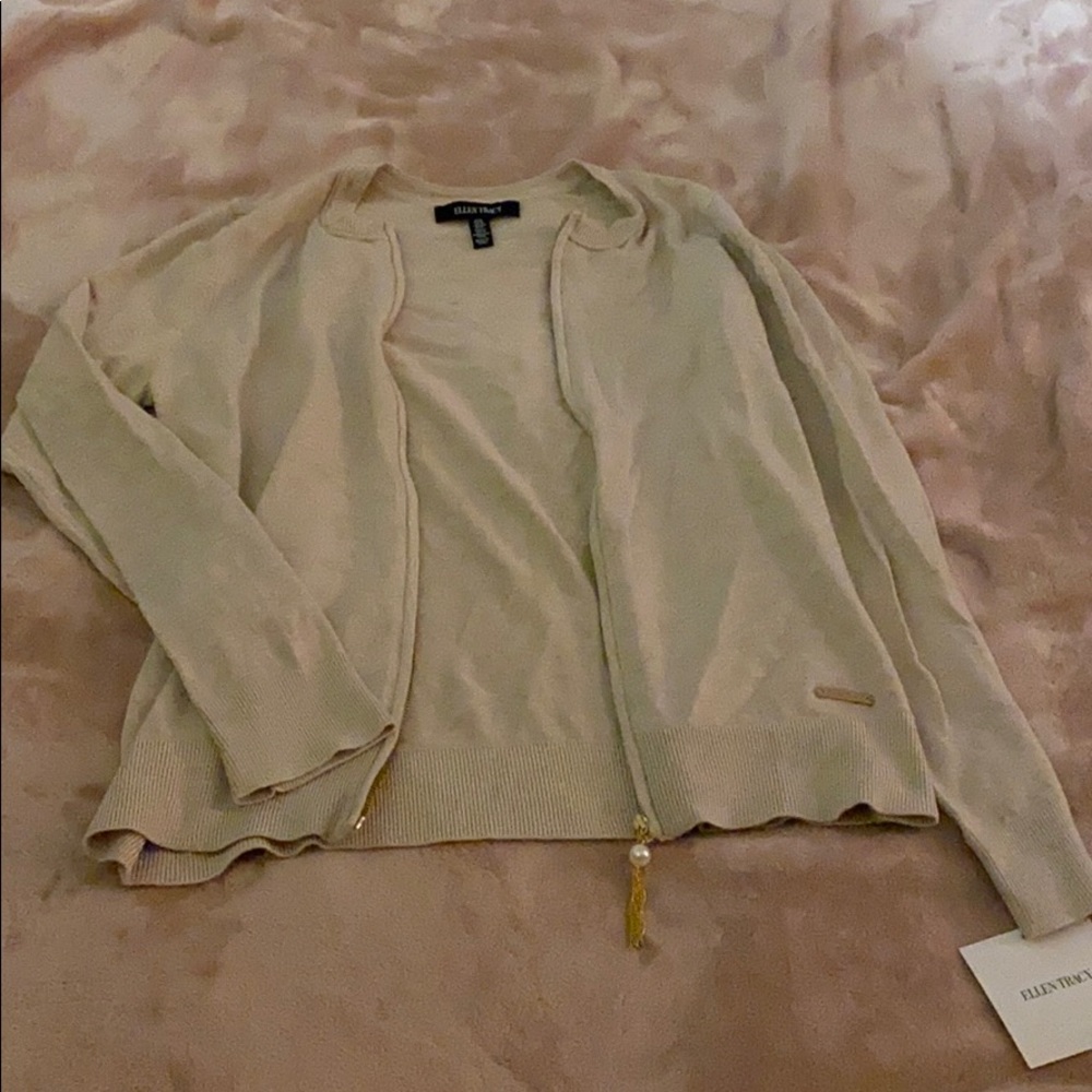 Ellen Tracy Cardigan ✨